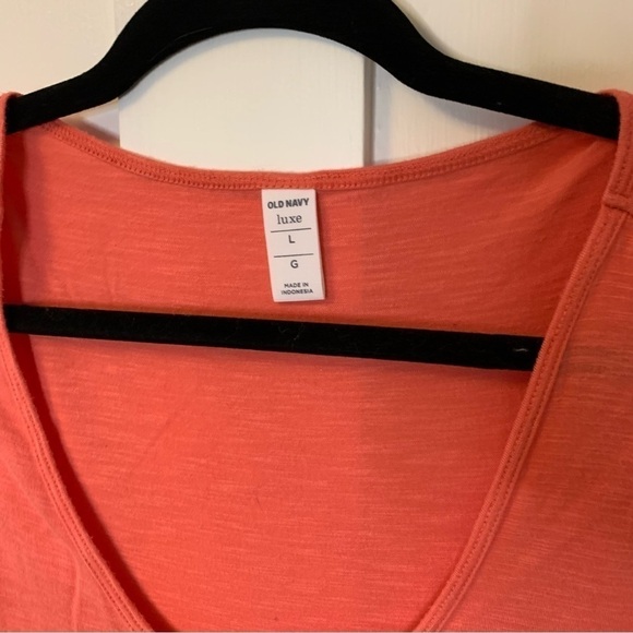 Luxe Coral Tshirt - Picture 2 of 4